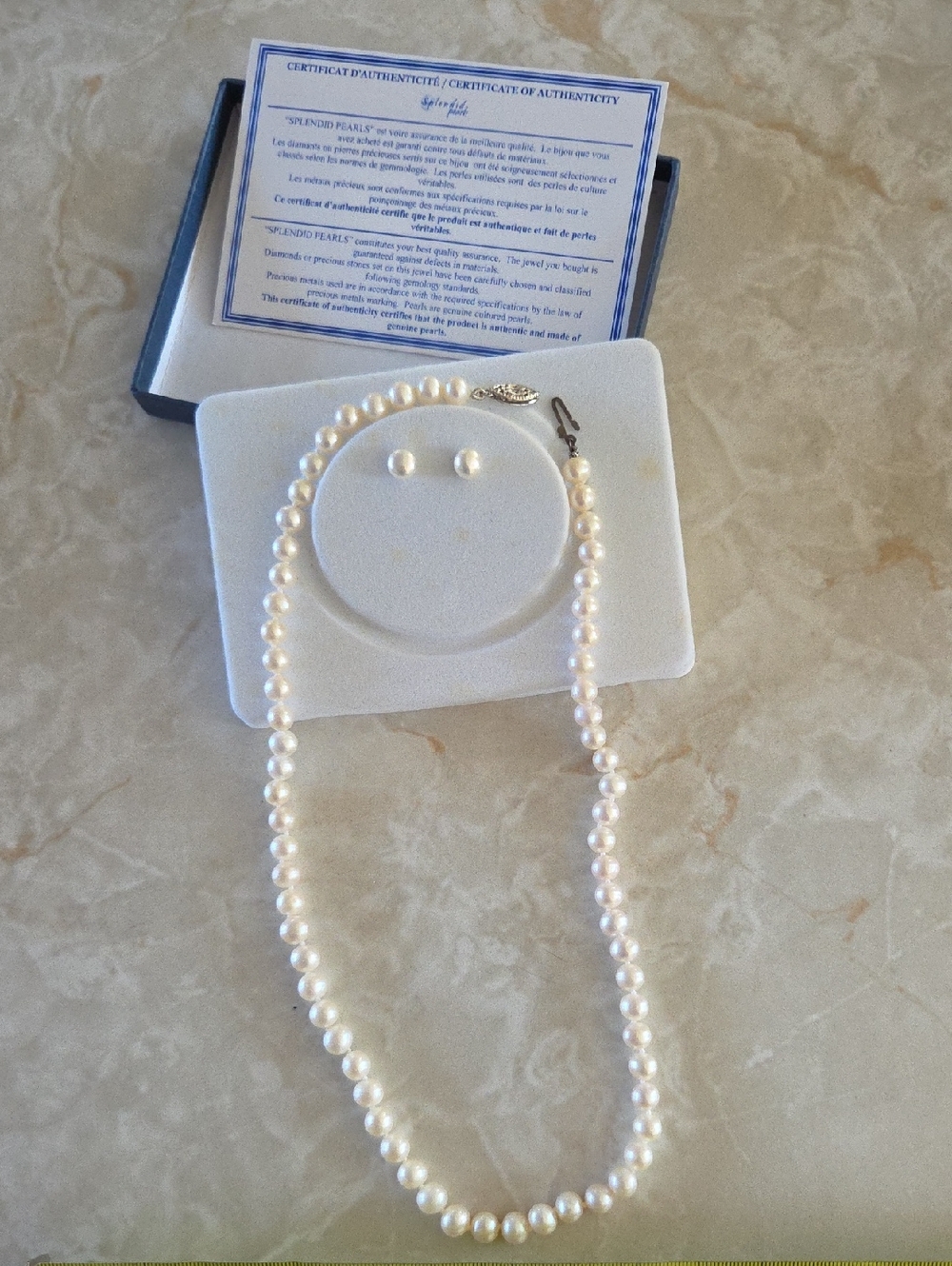 Splendid Cream Pearl Necklace and Stud Earrings Set